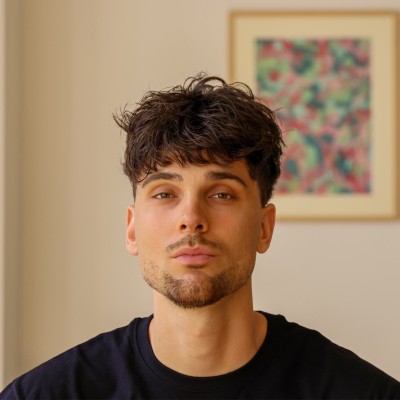 Romain Peltier - Senior Product Designer Paris SaaS Data AI
